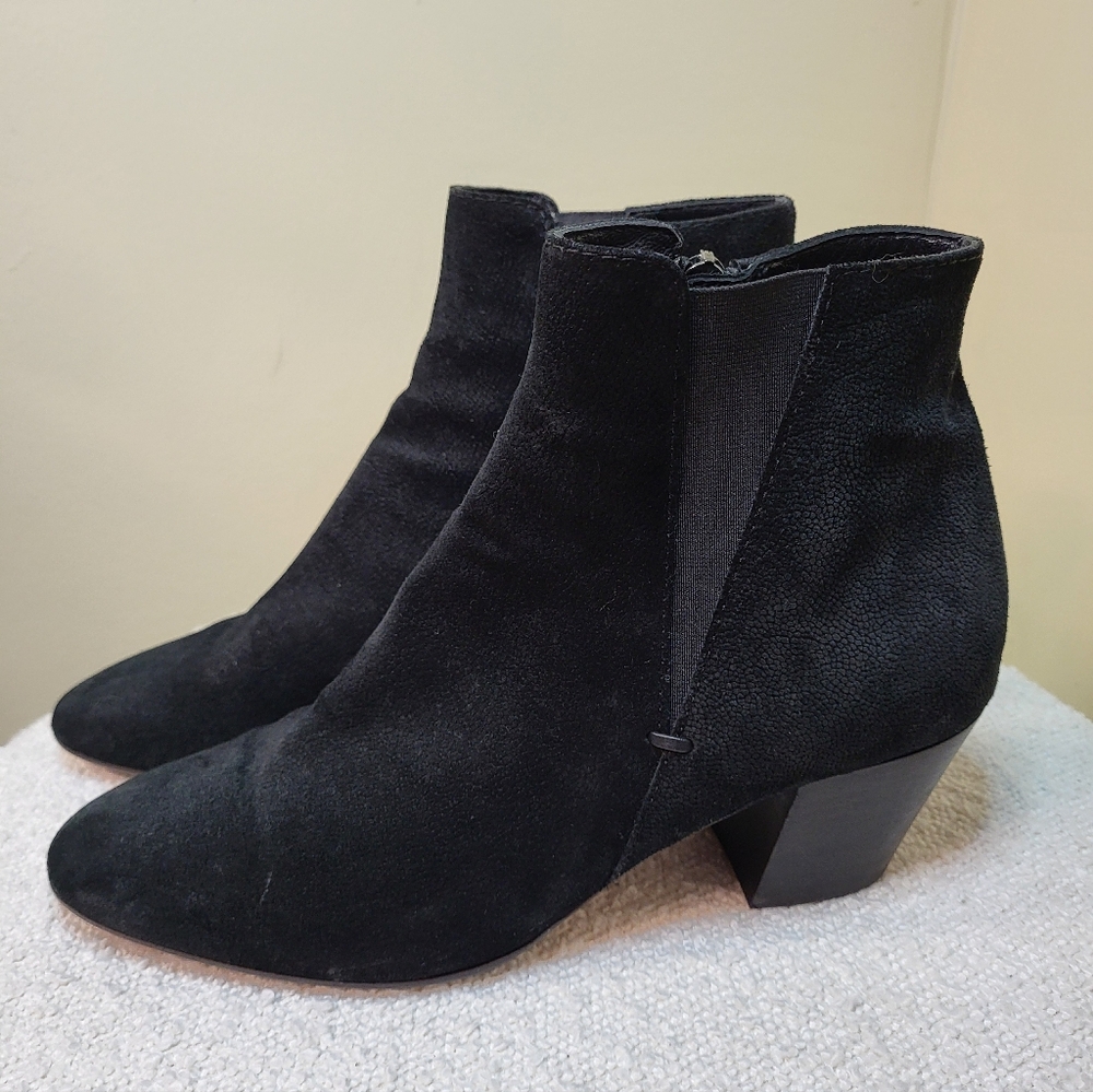 Aquataila Elegant Black Suede Ankle Boots Size 8.5